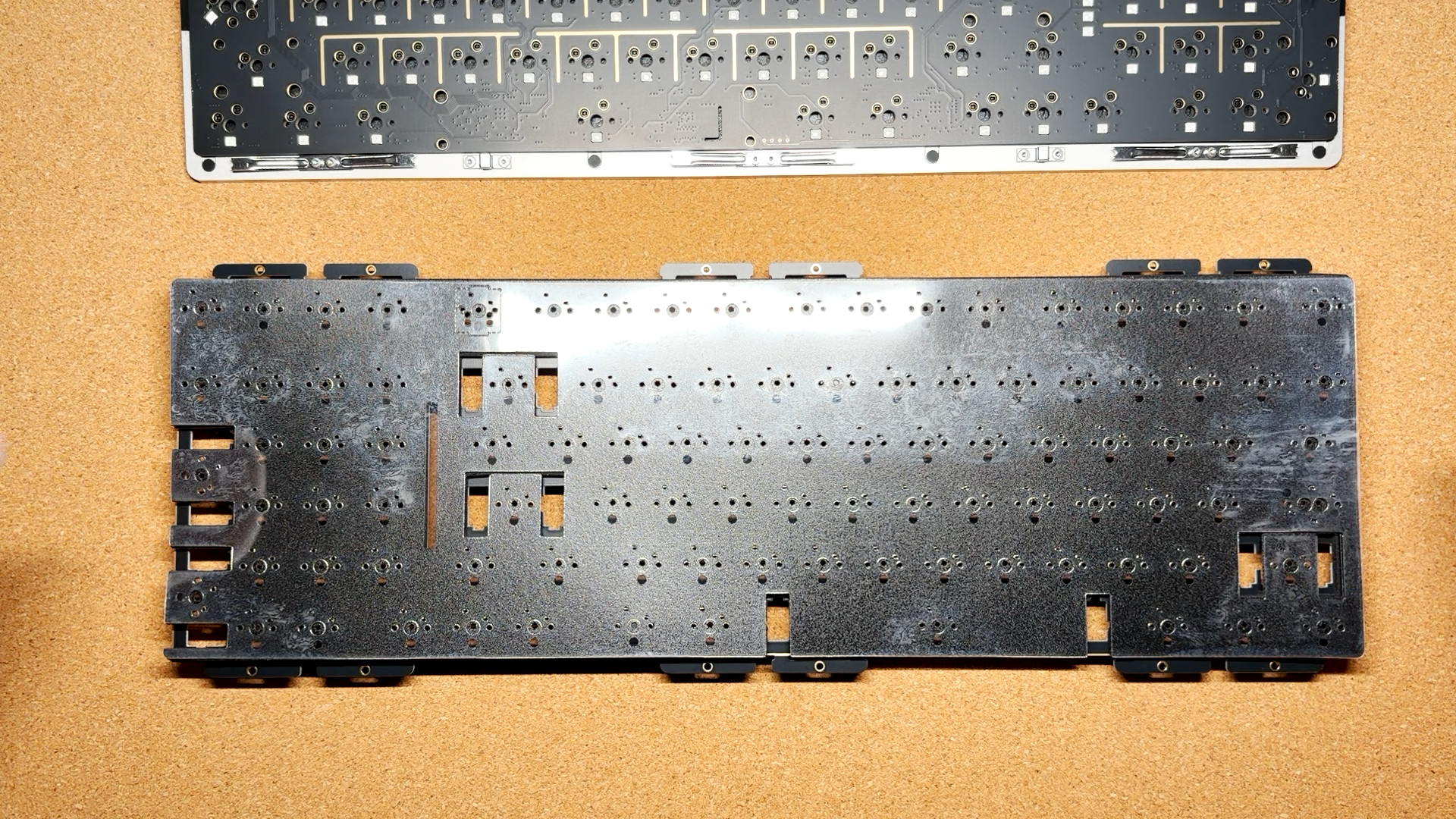 安装轴下垫与声优垫